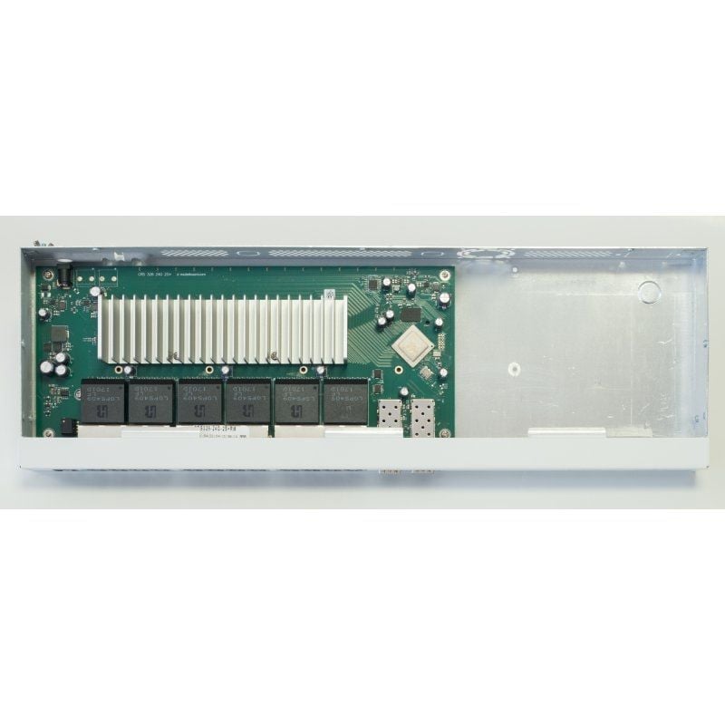 Switch Router Mikrotik Crs326-24g-2s+rm 26 Portas / RJ45 10 / 100 / 100 / 100 / 100 / SFP / Poe