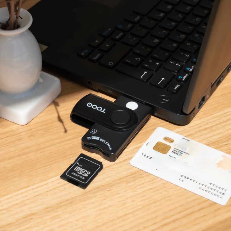 Tooq Tqr-3012b Leitor de Cartões de Identificação, Cartões Inteligentes, SD e Microsd / USB 2.0 / P…
