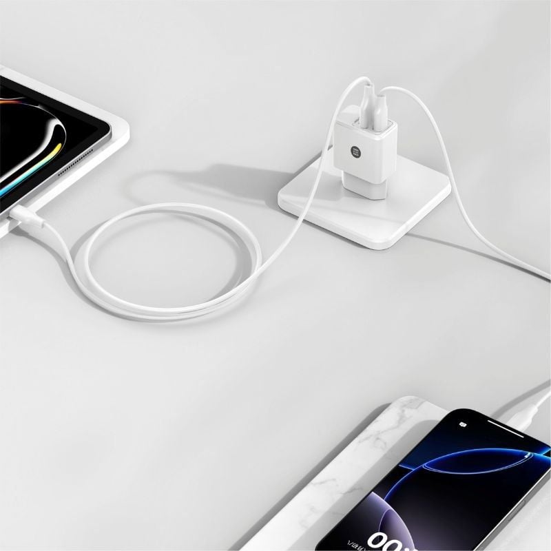 Carregador de Parede Tech One Tech TEC2413 / 1xusb Type-c / 1xusb + Cabo USB Type-c / 12W / Branco